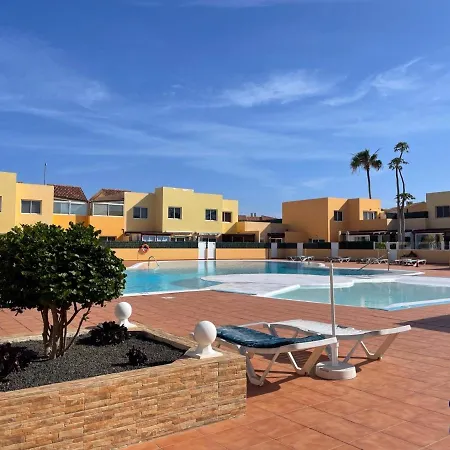 B-rent Delfines Casa Nina شقة