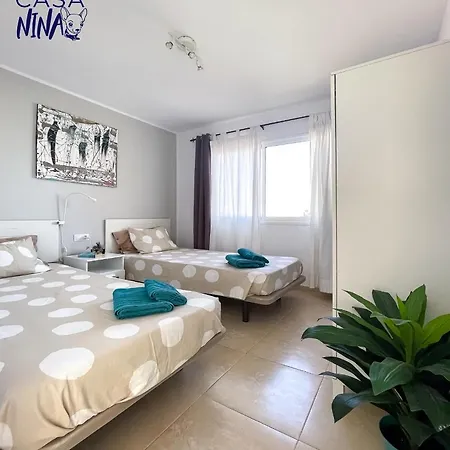 B-rent Delfines Casa Nina شقة