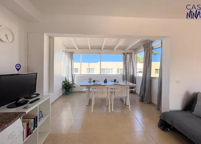 Διαμέρισμα B-rent Delfines Casa Nina