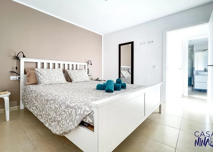 Διαμέρισμα B-rent Delfines Casa Nina *