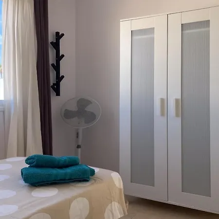 Апартаменты B-rent Delfines Casa Nina Коральео